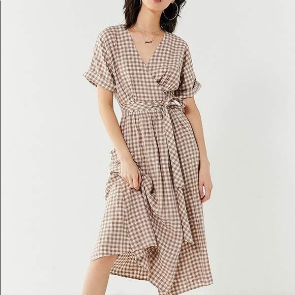 urban outfitters gingham wrap dress